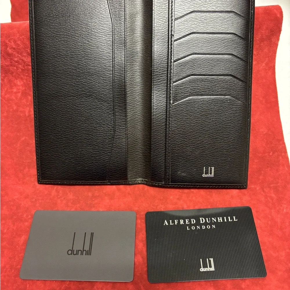 Dunhill Sleek Black Wallet Leather with Textured Finish